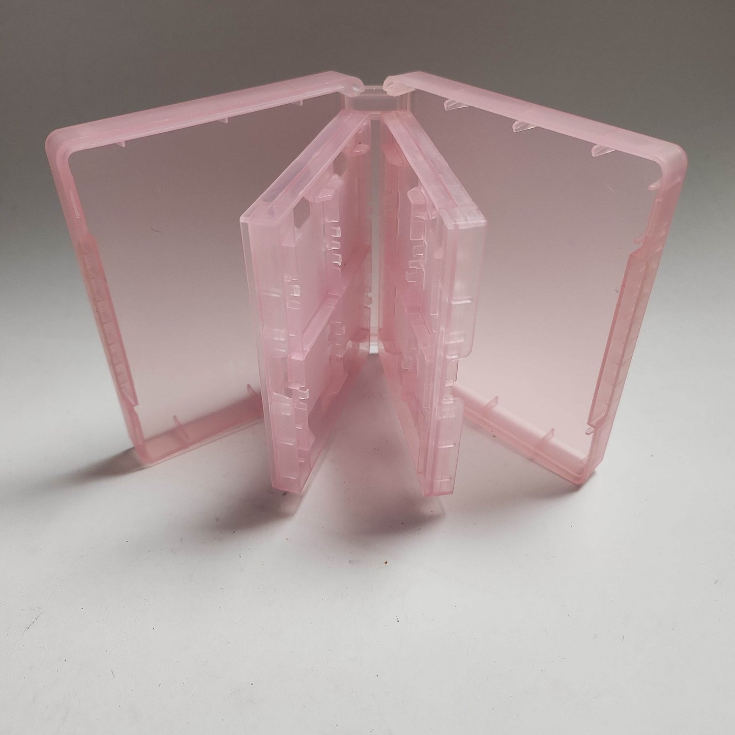 Travelcase/ Opberghoes Transparant Roze Nintendo DS - Feniks Gameshop