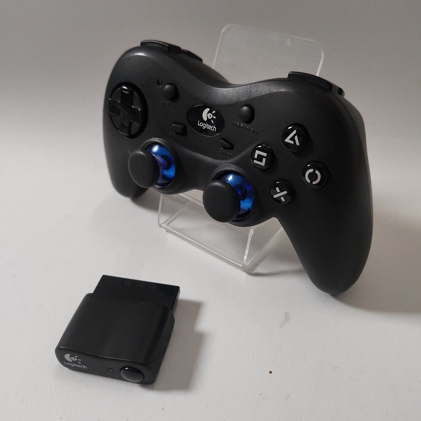 Logitech draadloze Controller Playstation 2 - Feniks Gameshop
