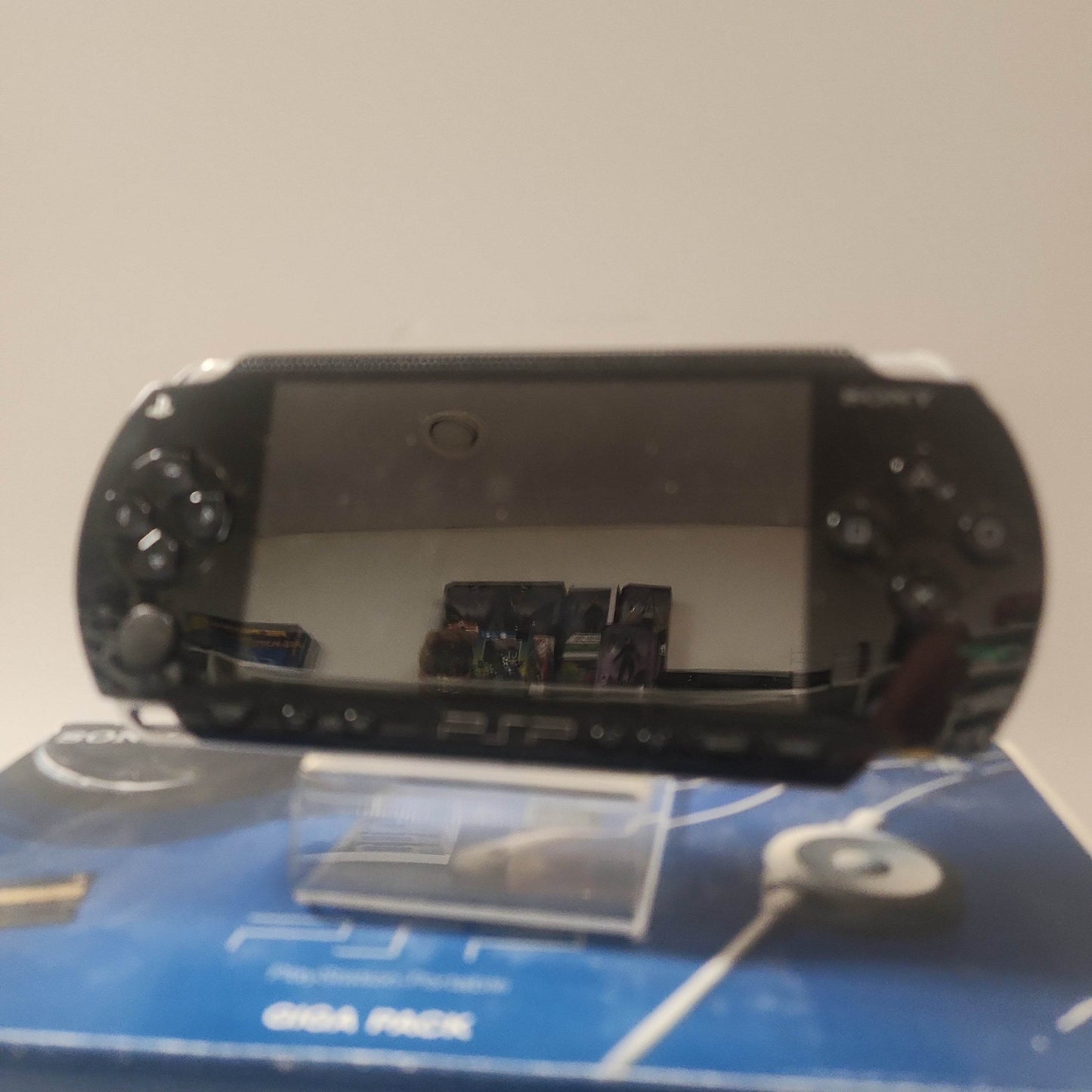 Playstation Portable (PSP-1004) Boxed - Feniks Gameshop