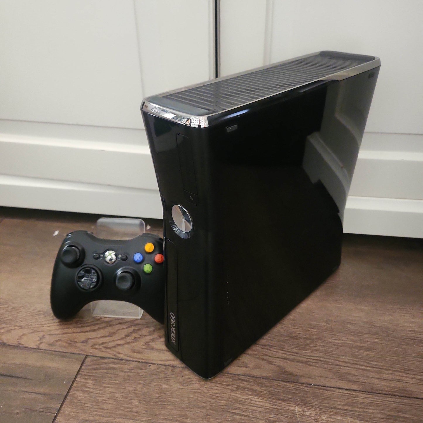 Zwarte 250gb Boxed Xbox 360 S - Feniks Gameshop