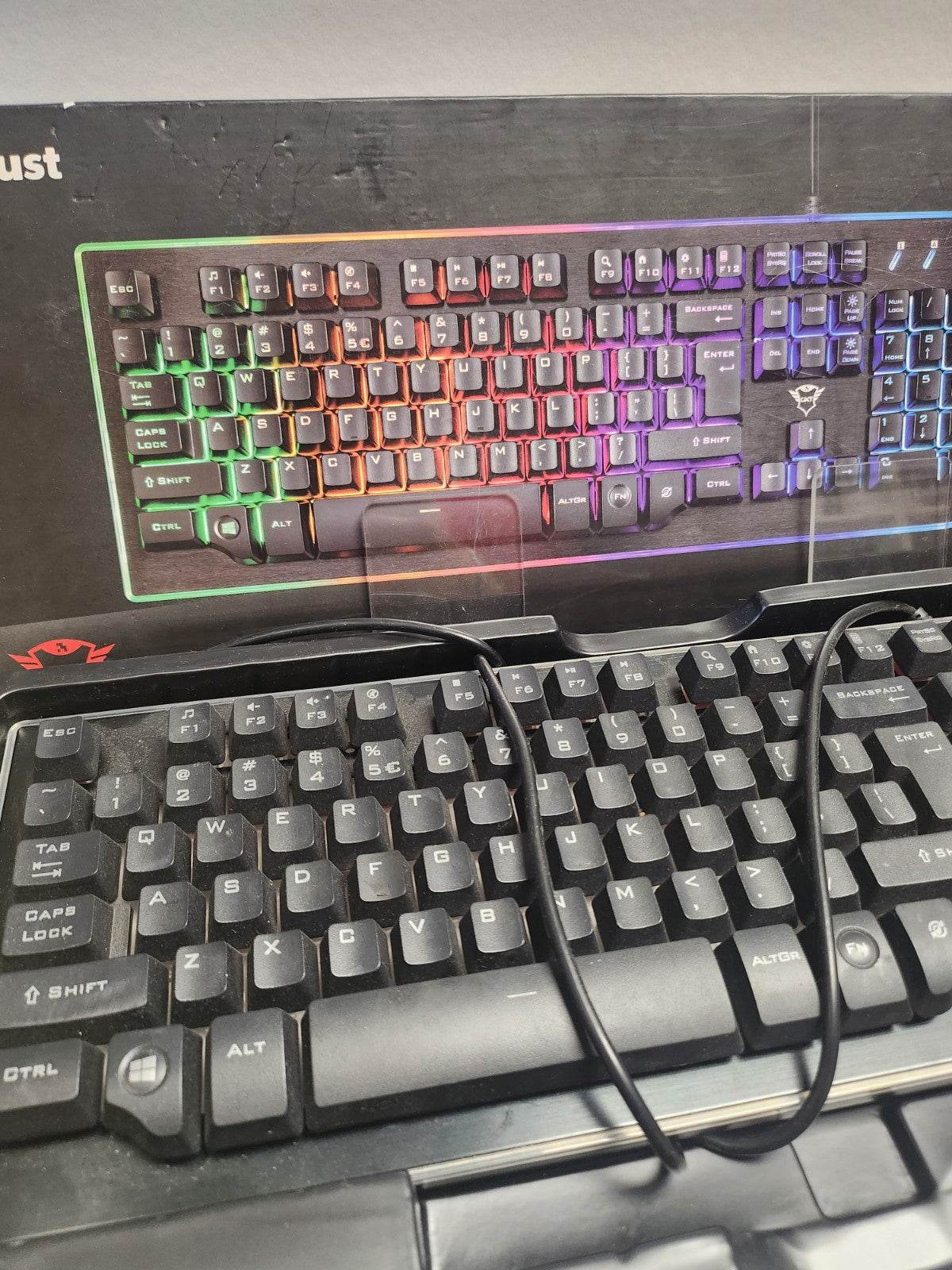 Thrust Thura Semi-Mech Gaming-toetsenbord PC - Feniks Gameshop