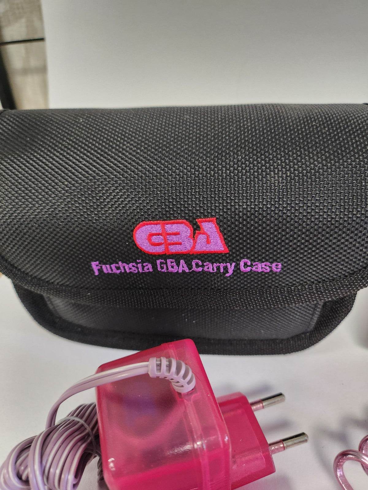 Innovation Survival Kit Fuchsia Game Boy Advance - Feniks Gameshop