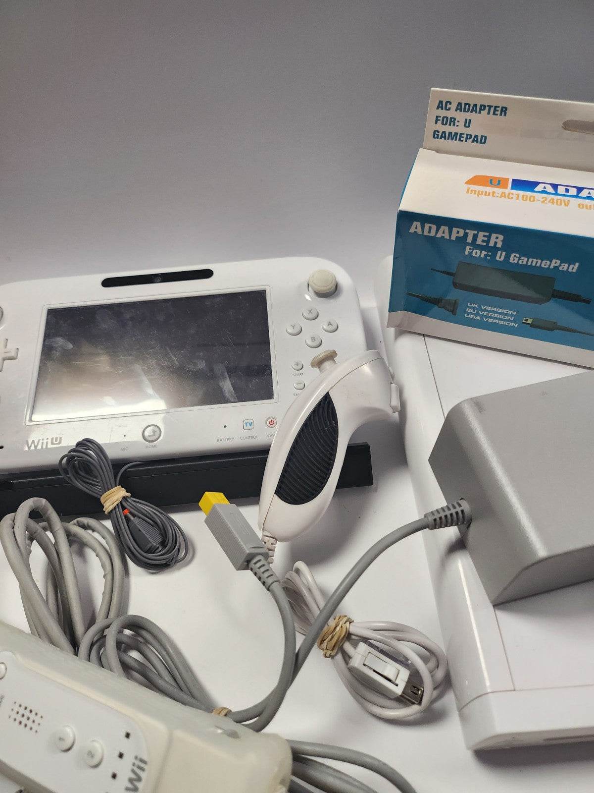 Complete Wii U Set Wit 8gb met Nieuwe Adapter - Feniks Gameshop