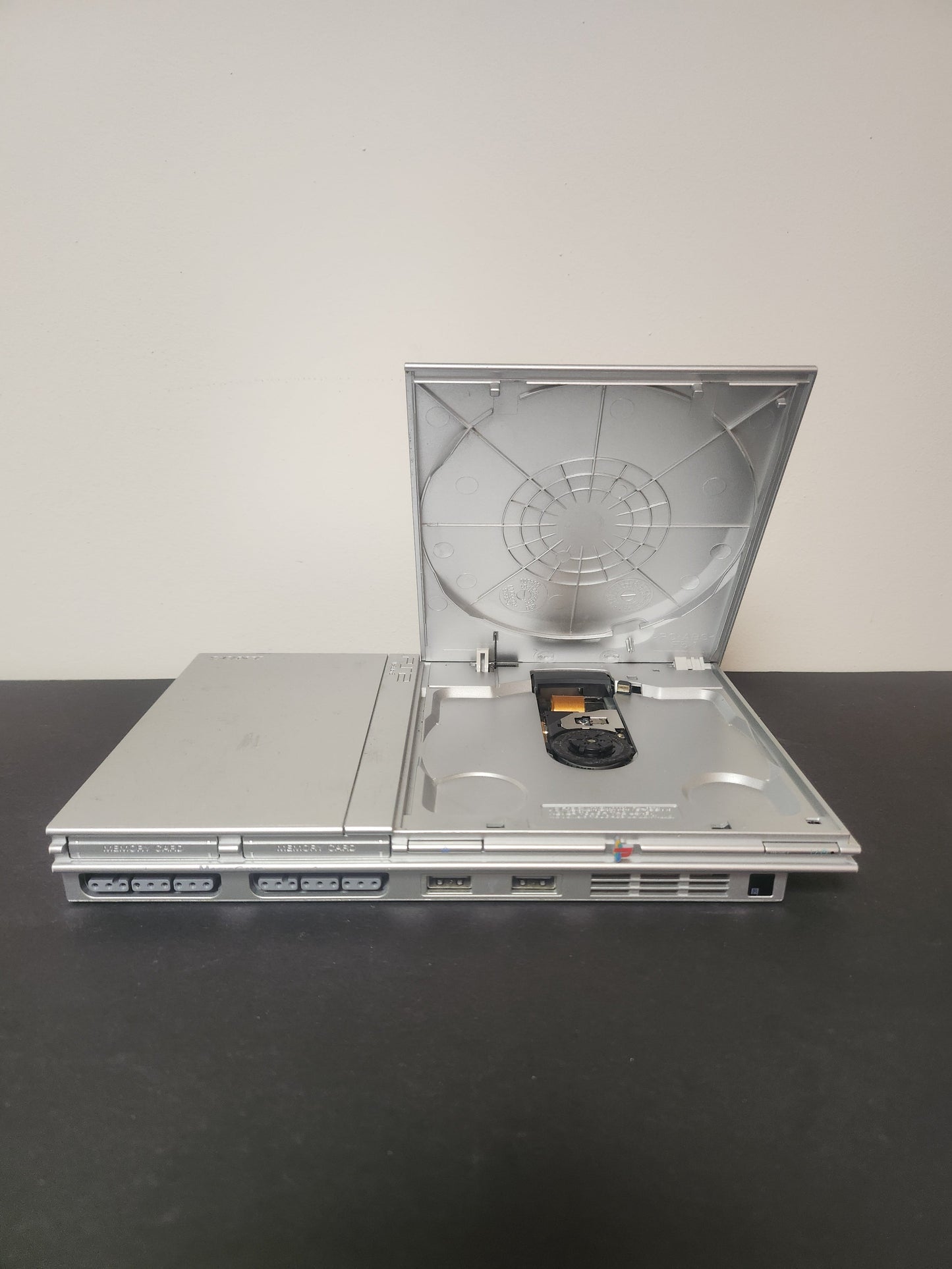 PlayStation 2 Slim Zilver Console Only - Playstation 2 Consoles