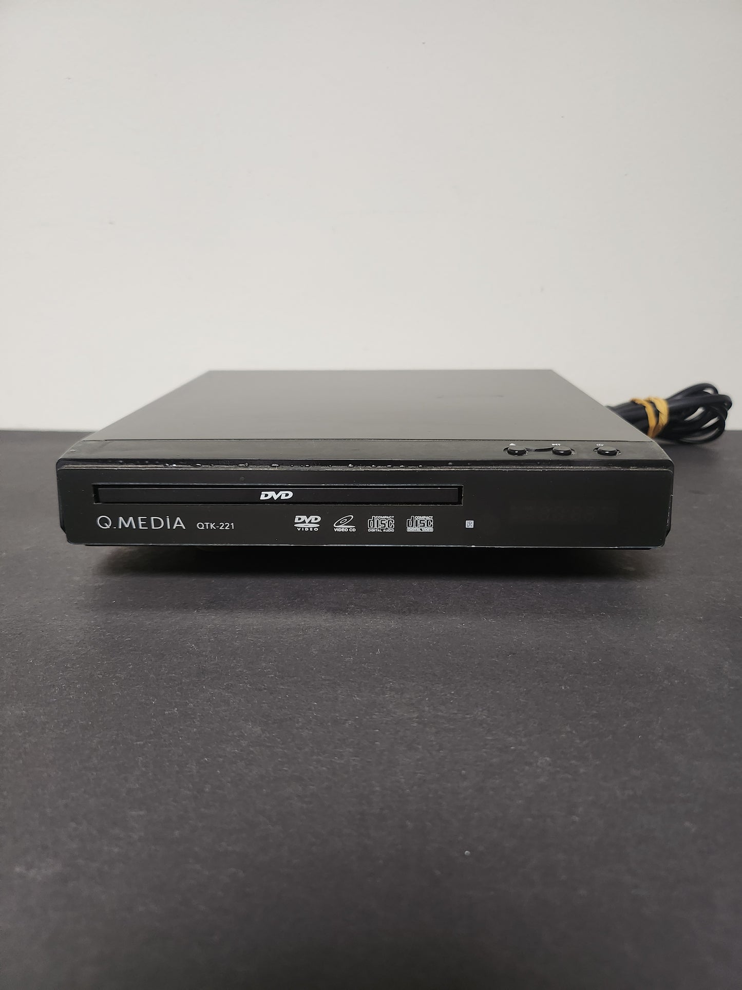 Q Media QTK-221 DVD-Speler + Afstandsbediening