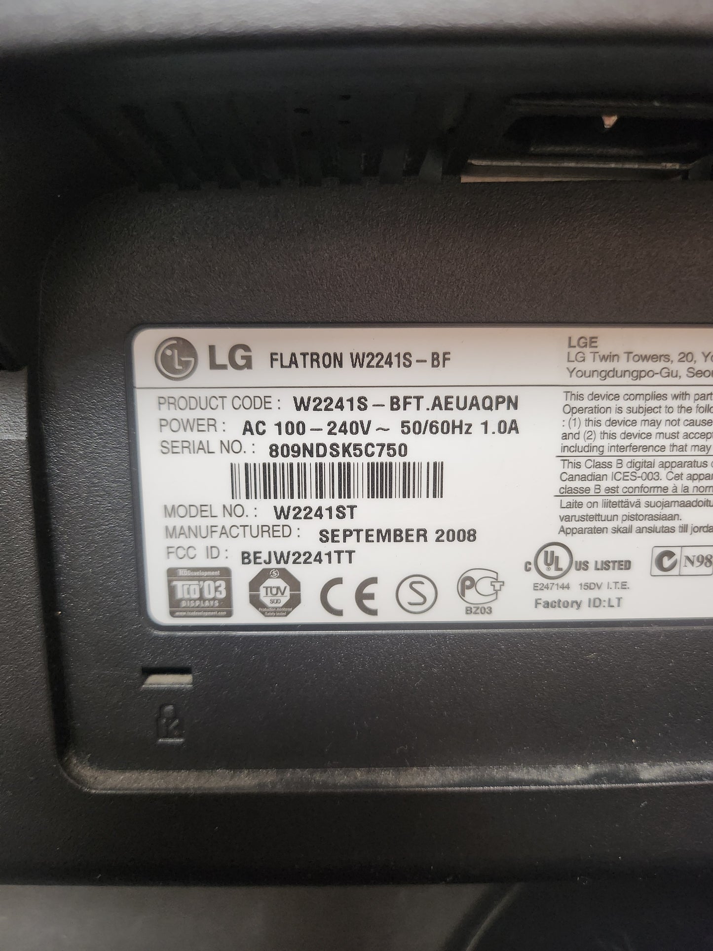 LG Flatron W2241S-BF Monitor 21,6 Inch PC Beeldscherm