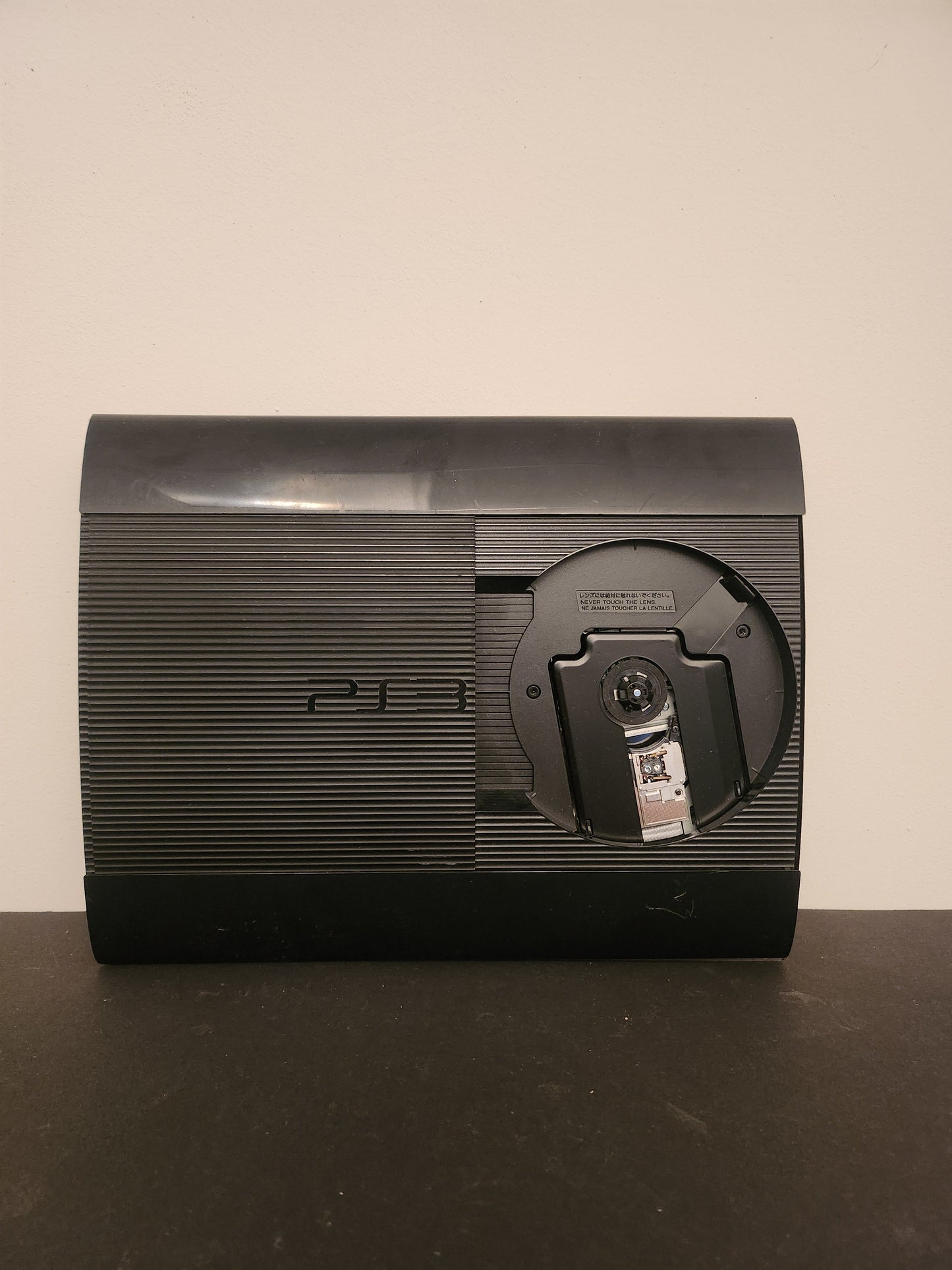 Super Slim 250gb + Orginele Controller Playstation 3