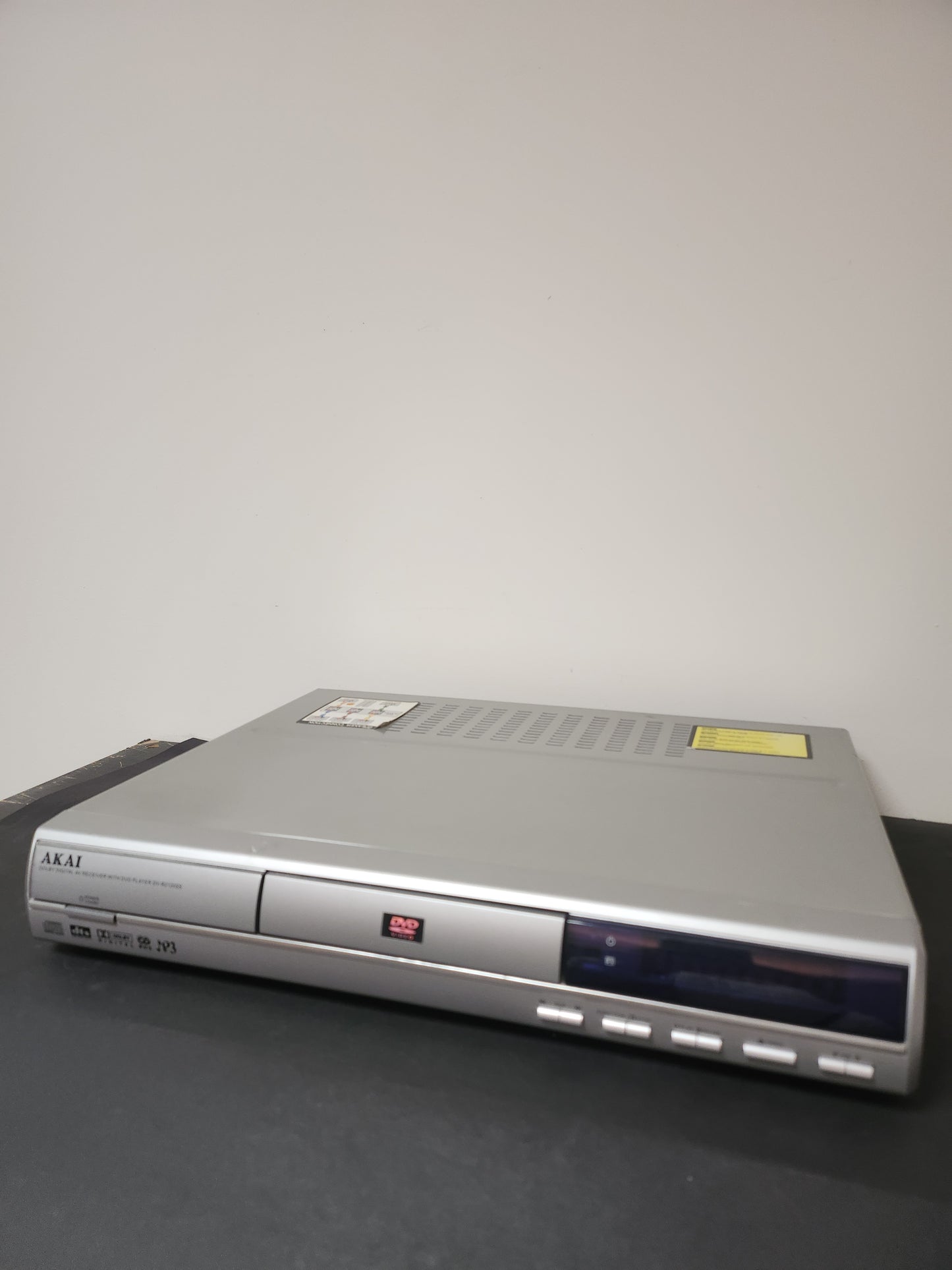 AKAI Dolby Digital Reciever DV-R2120SS DVD-Speler