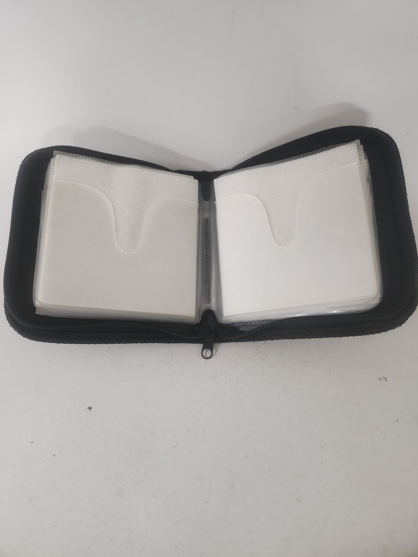 Ocean Pacific Surf Wear Travel Case 16 Discs