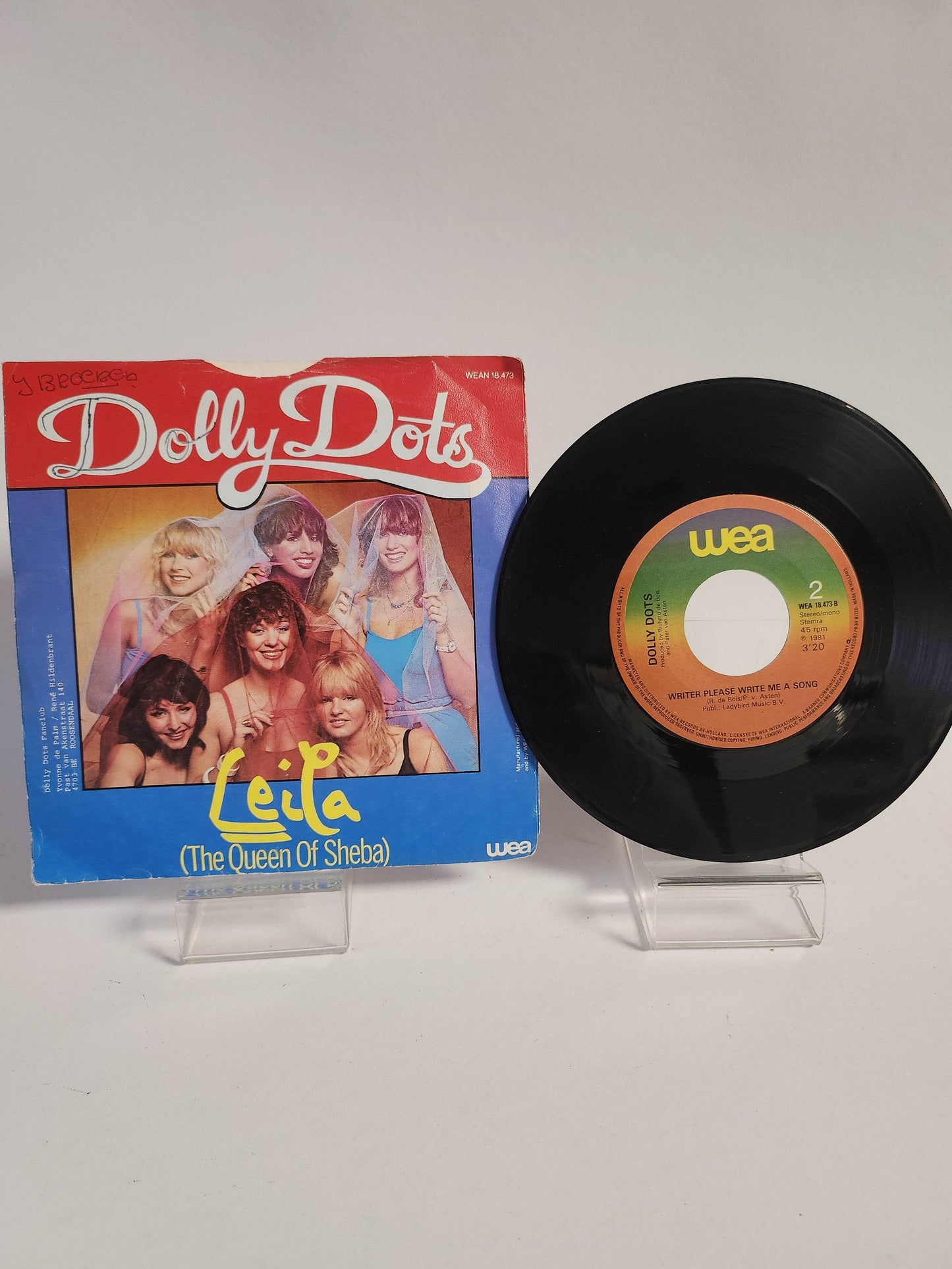 Dolly Dots: Leila Single Vinyl - Feniks Gameshop