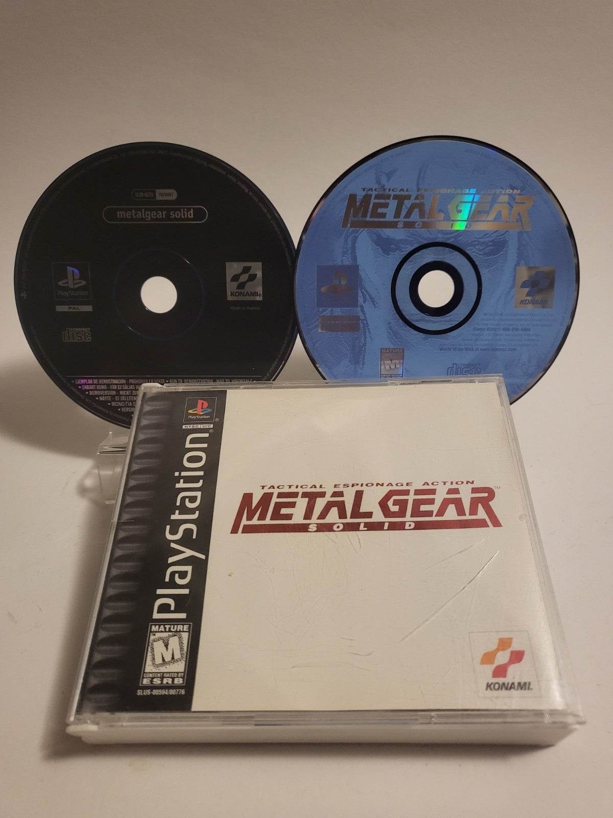 Metal Gear Solid Tactical Espionage Action American Edition Playstation 1 - Feniks Gameshop