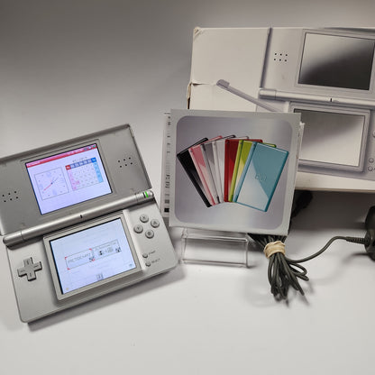 Zilveren Nintendo DS lite in doos