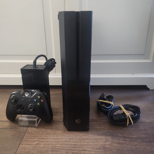 Xbox One Schwarz 500 GB + Original-Controller
