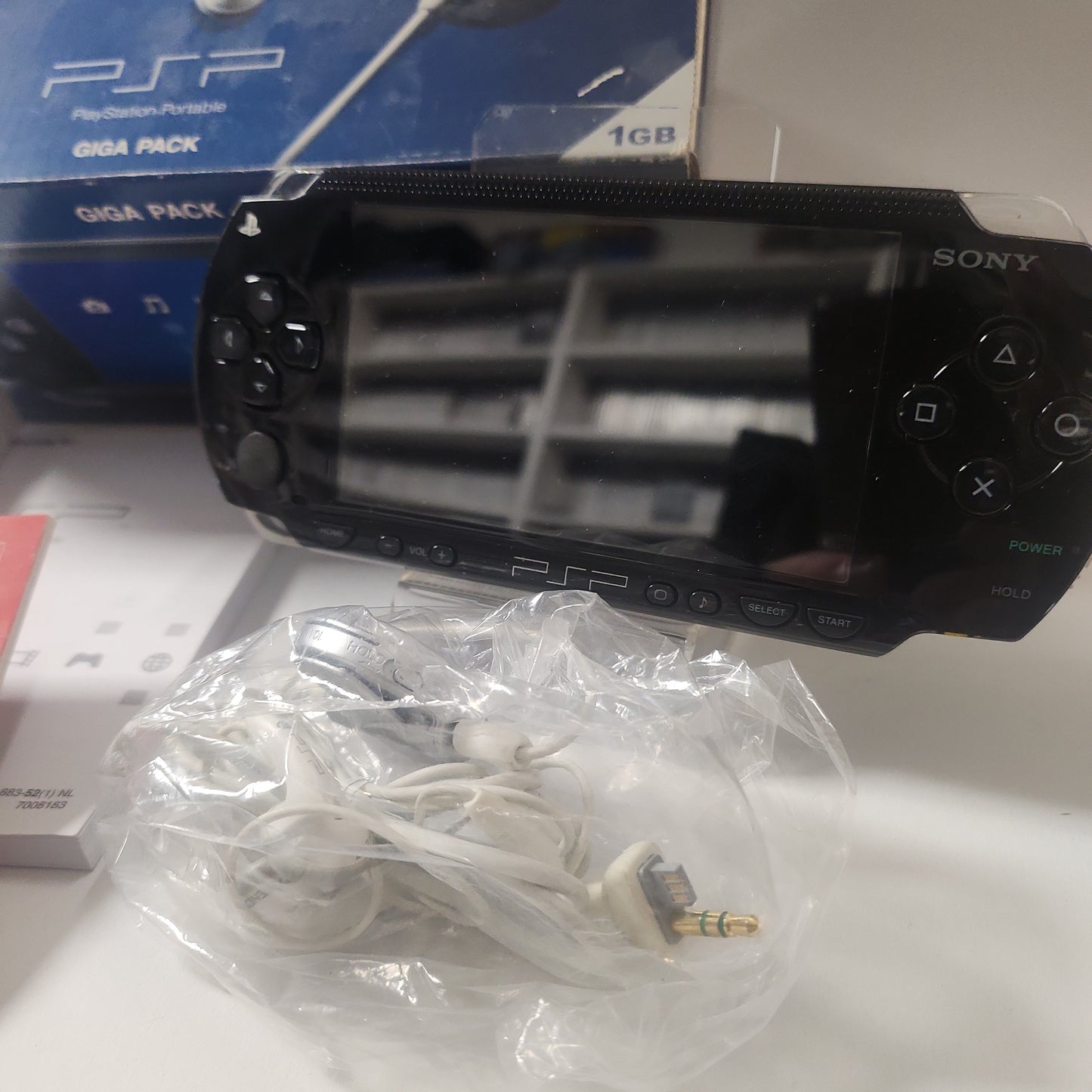 Playstation Portable (PSP-1004) Boxed