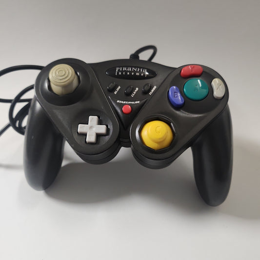 Piranha Xtreme Black Controller Nintendo Gamecube