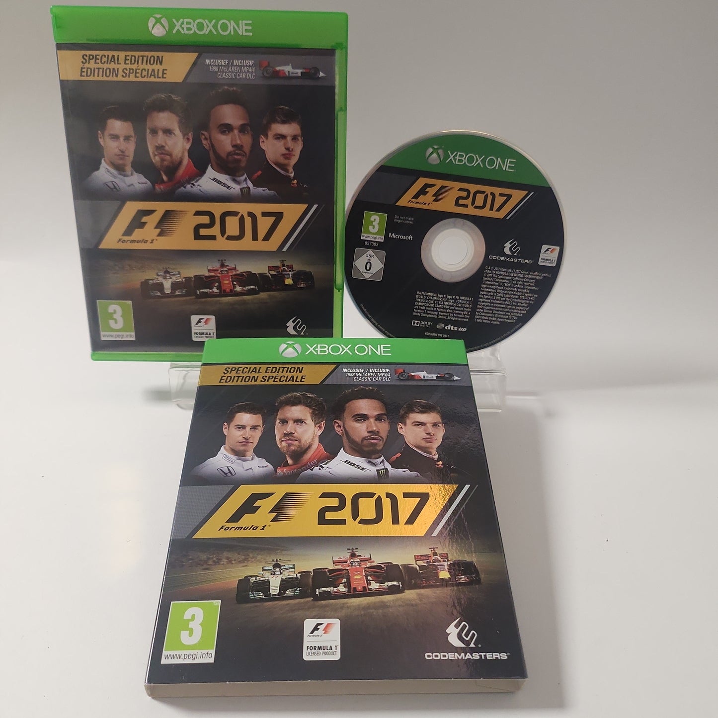 F1 2017 + Schutzhülle für Xbox One