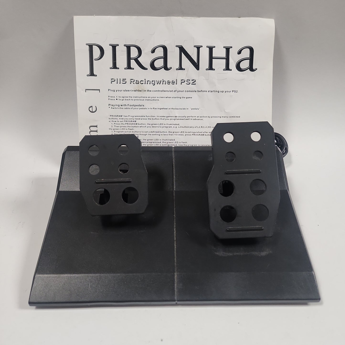 Piranha Xtreme P115 Racingwheel Playstation 2