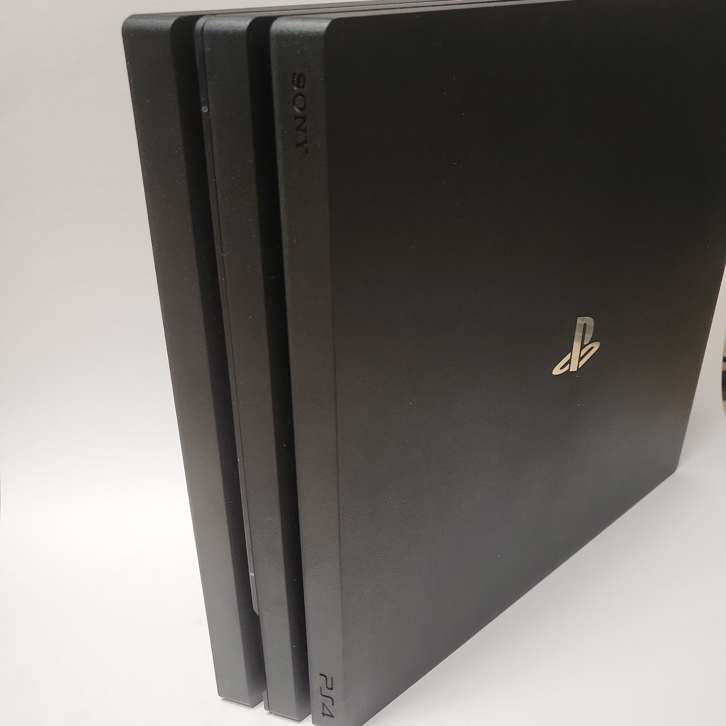 Zwarte Playstation 4 Pro 1TB + Controller