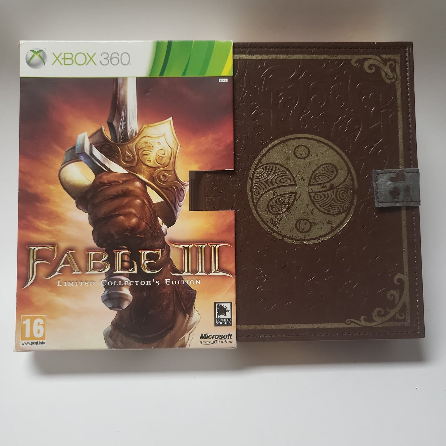 Fable III Limited Collector's Edition Xbox 360