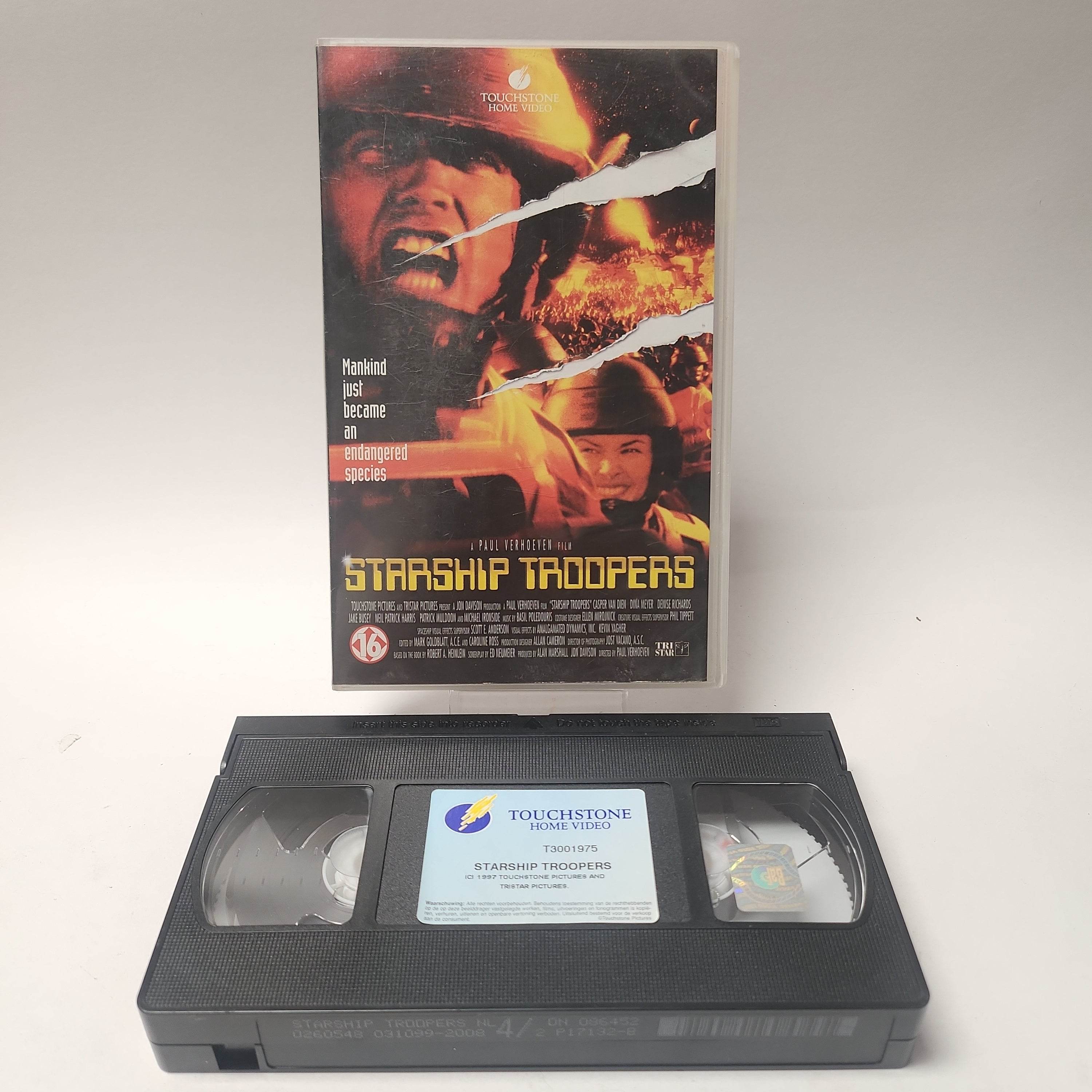 VHS Films Kopen – Klassieke Speelfilms op Video | Feniks Gameshop
