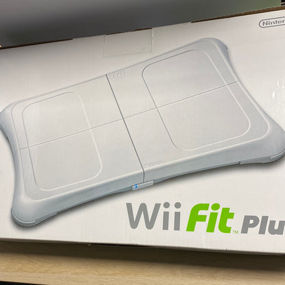 Wii Fit Plus Nintendo Balance Board