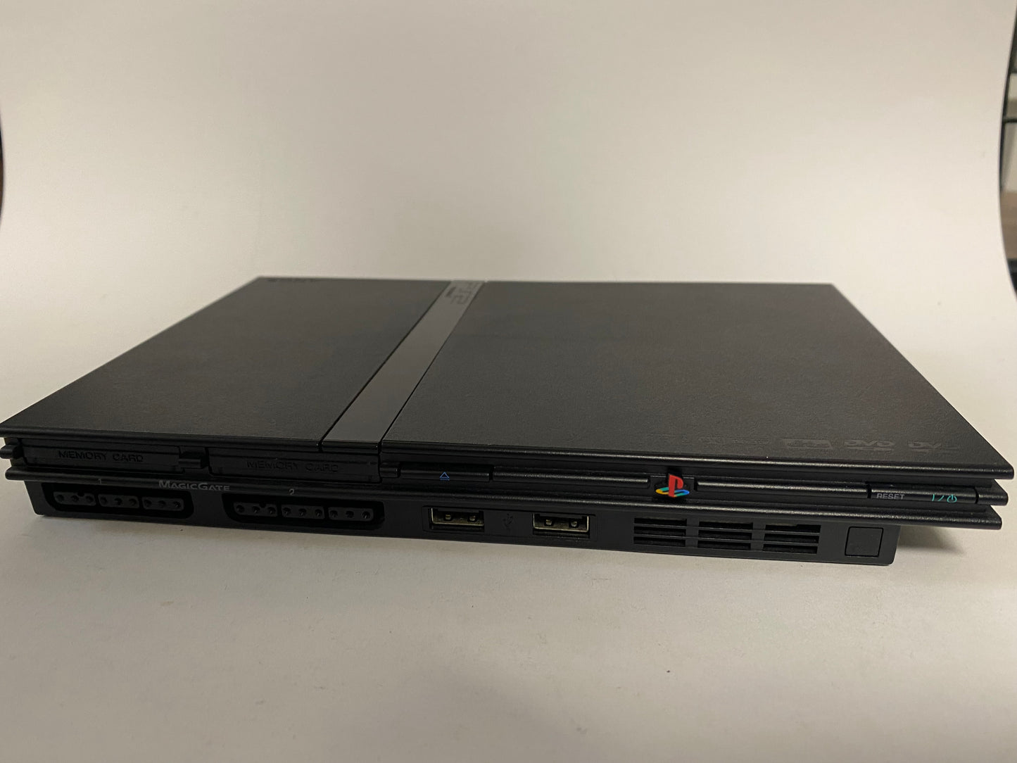 Playstation 2 Slim (SCPH-77004) + 1 Original Sony Controller
