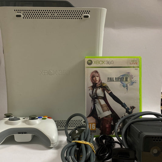 Xbox 360 Final Fantasy XIII (250gb) met controller en alle kabels + spel