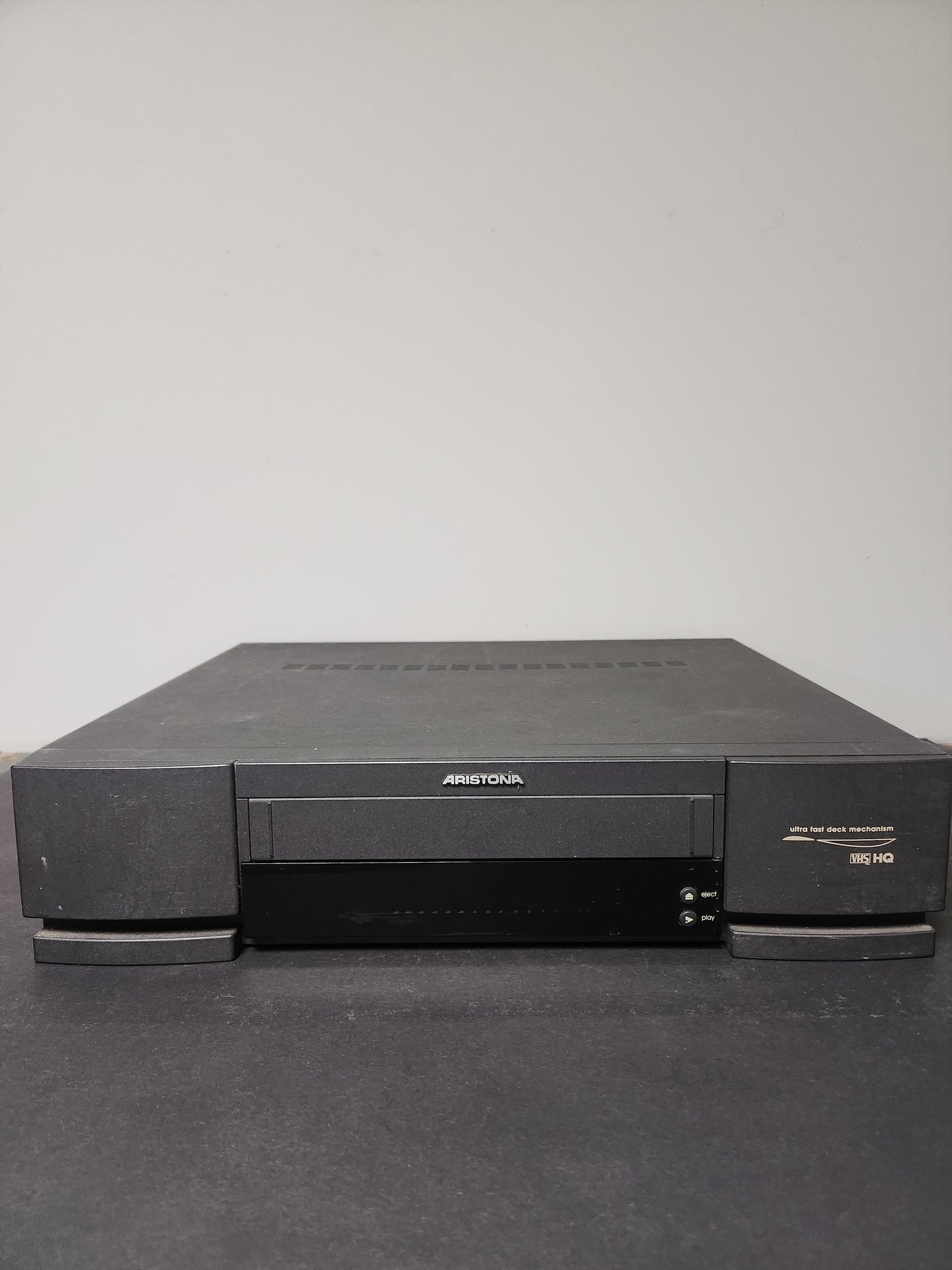Aristona VHS-speler/ recorder - VHS-Speler