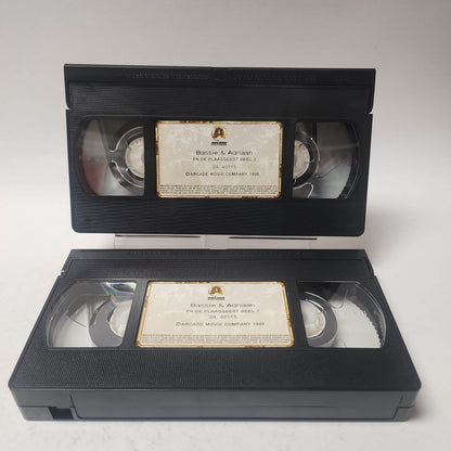 Bassie & Adriaan en de Plaaggeest Deel 1 & 2 VHS - Feniks Gameshop