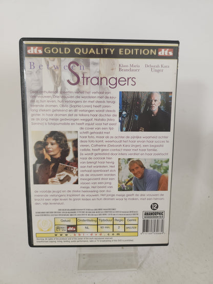 Between Strangers Dvd - Dvd Volwassenen
