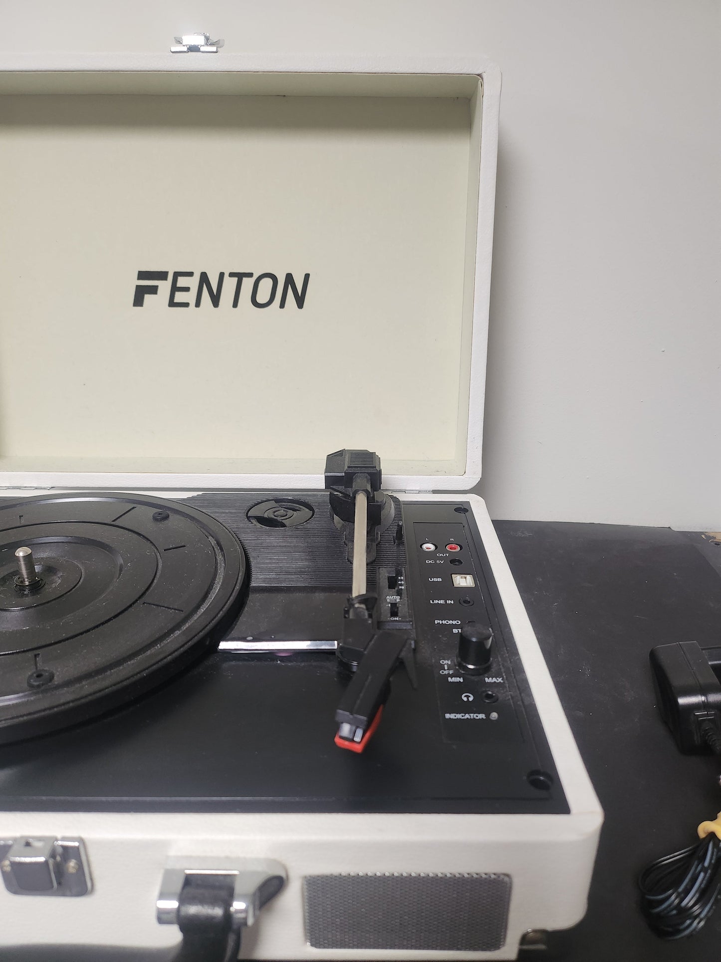 Fenton RP115D + Koffer Platenspeler - Platenspeler