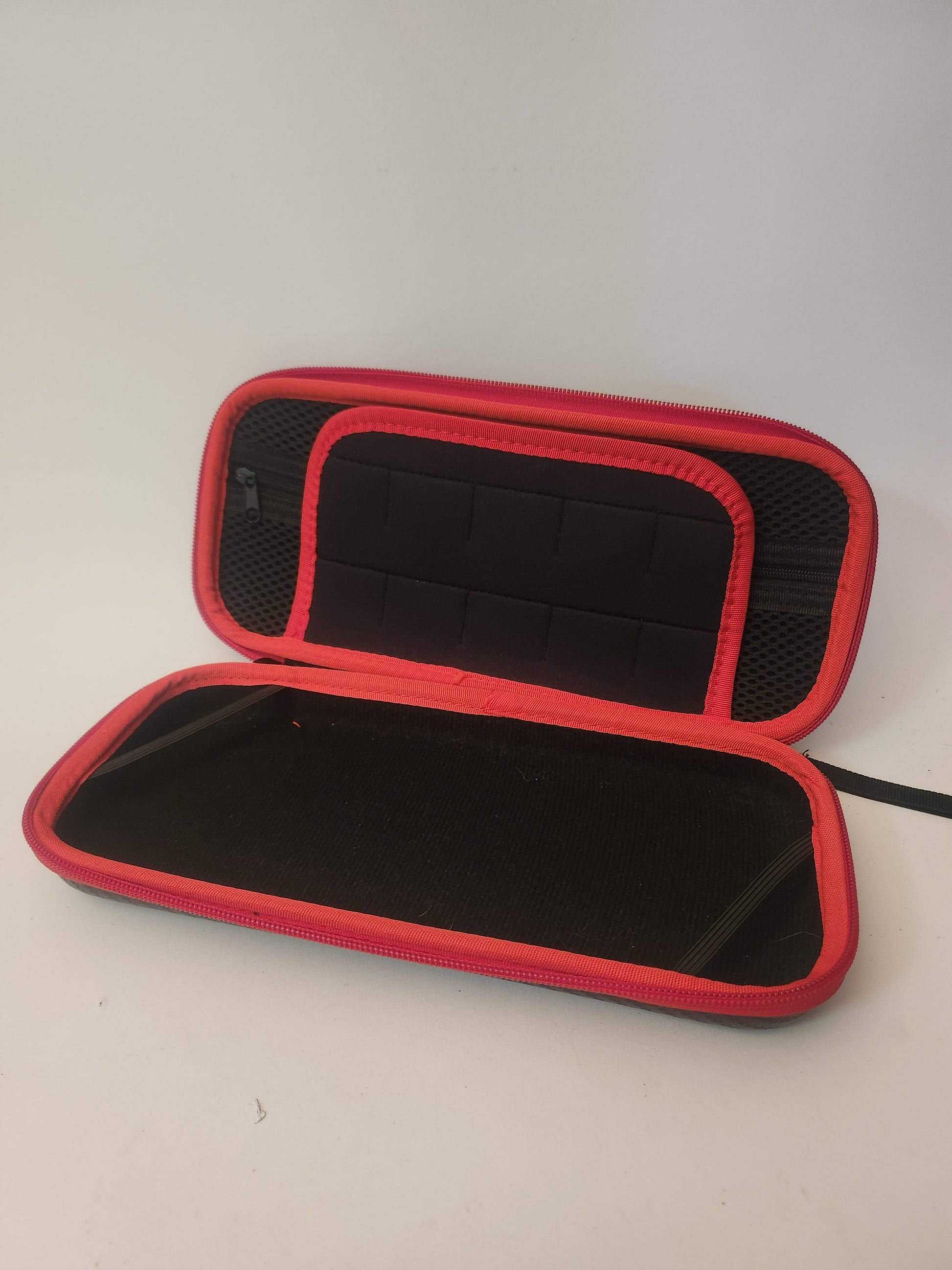 Freaks and Geeks Travelcase Nintendo Switch - Nintendo Switch Accessoires