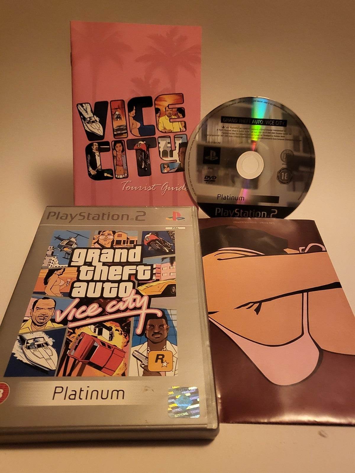 Grand Theft Auto Vice City Platinum Playstation 2 - Feniks Gameshop