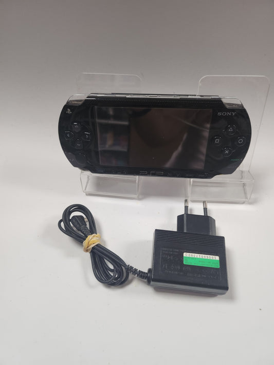 Sony Playstation Portable 1004 inklusive Ladegerät