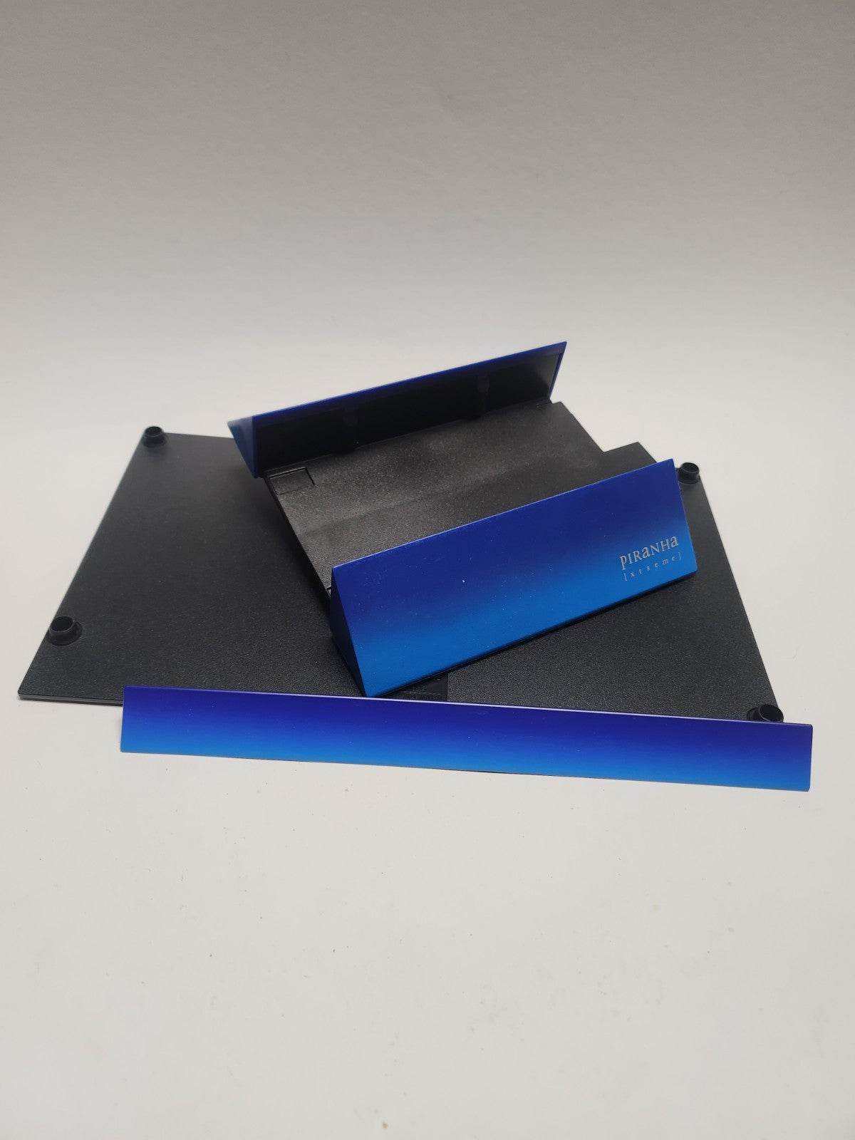 Piranha Xtreme Vertical & Horizontal Stand Phat Playstation 2 - Feniks Gameshop