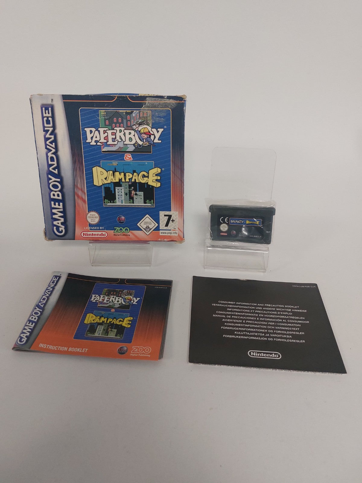 Paperboy &amp; Rampage Schließe Game Boy Advance ab
