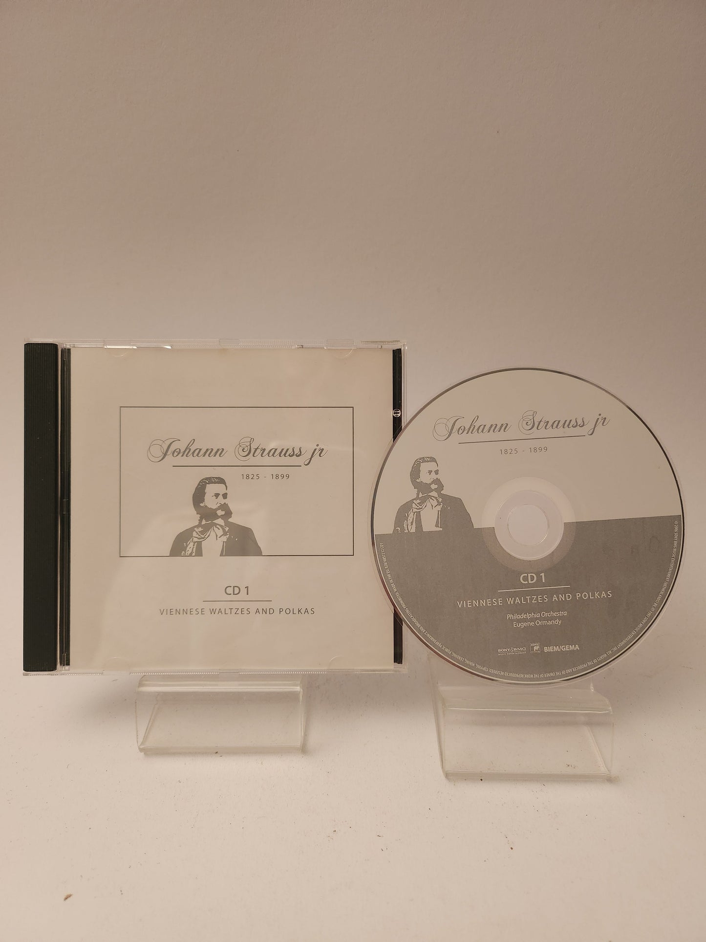 Johan Strauss Jr: Viennese Waltzes and Polkas CD - Cd