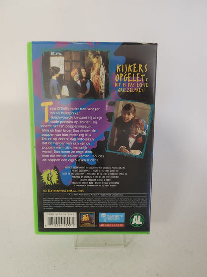 Kippenvel: de Levende Pop is Terug VHS Kids - VHS Kids