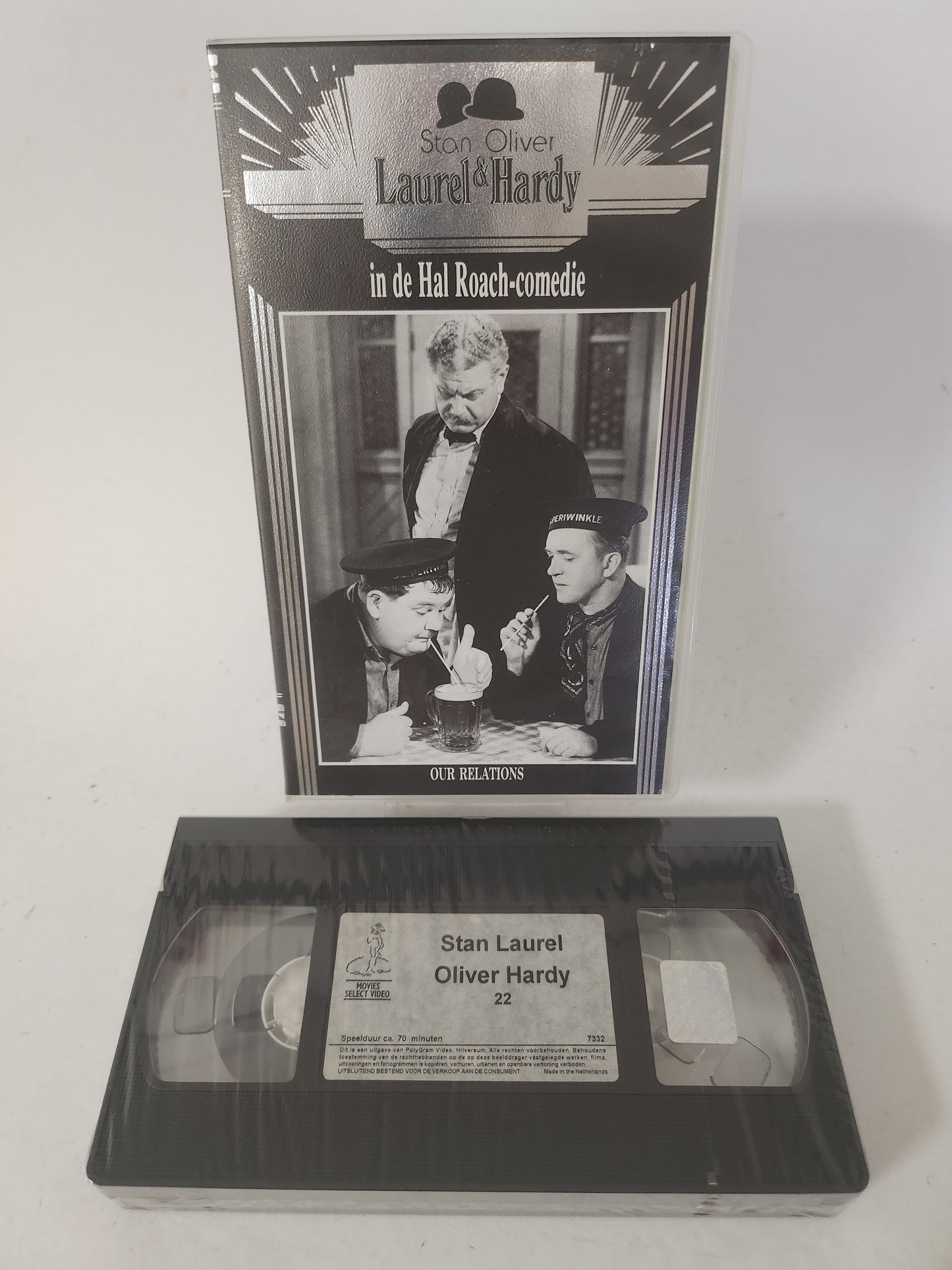 Laurel & Hardy Deel 22 Our Relations geseald VHS - VHS Volwassenen