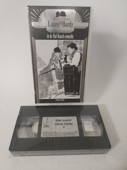 Laurel & Hardy Deel 24 Swiss Miss Geseald VHS - VHS Volwassenen