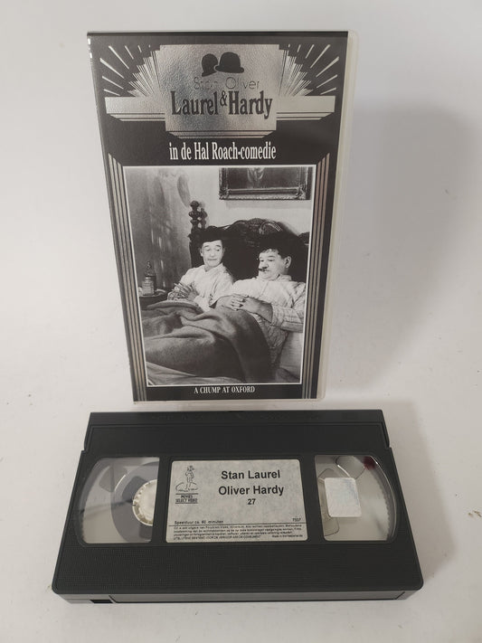 Laurel & Hardy Deel 27 a Chump at Oxford VHS - VHS Volwassenen