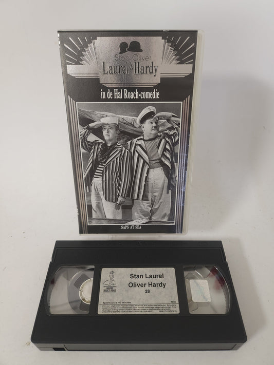 Laurel & Hardy Deel 28 Saps at Sea VHS - VHS Volwassenen