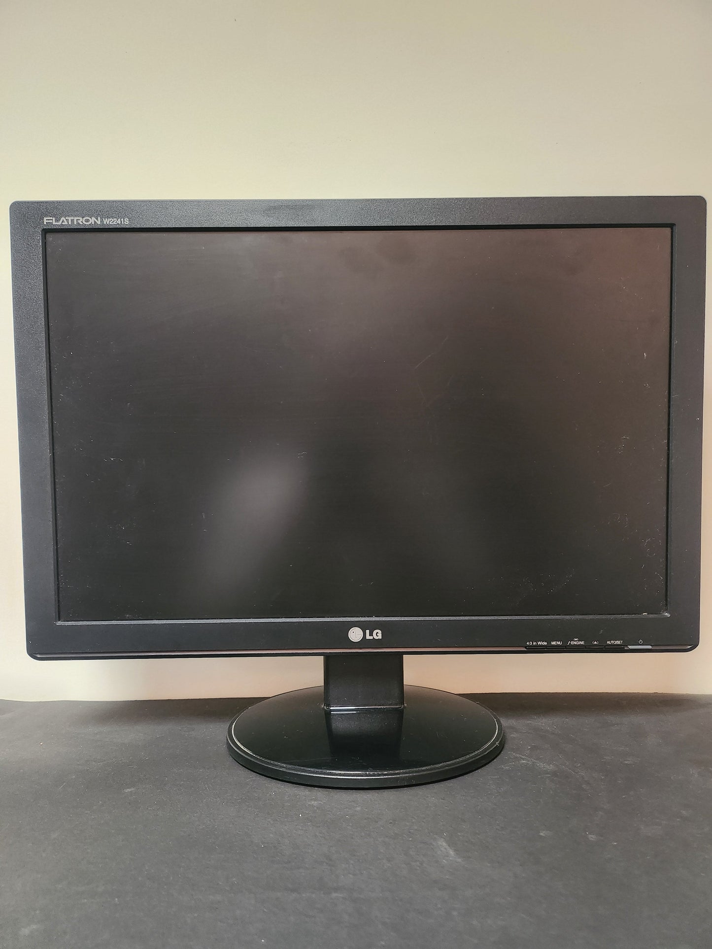 LG Flatron W2241S-BF Monitor 21,6 Inch PC Beeldscherm - PC Beeldscherm