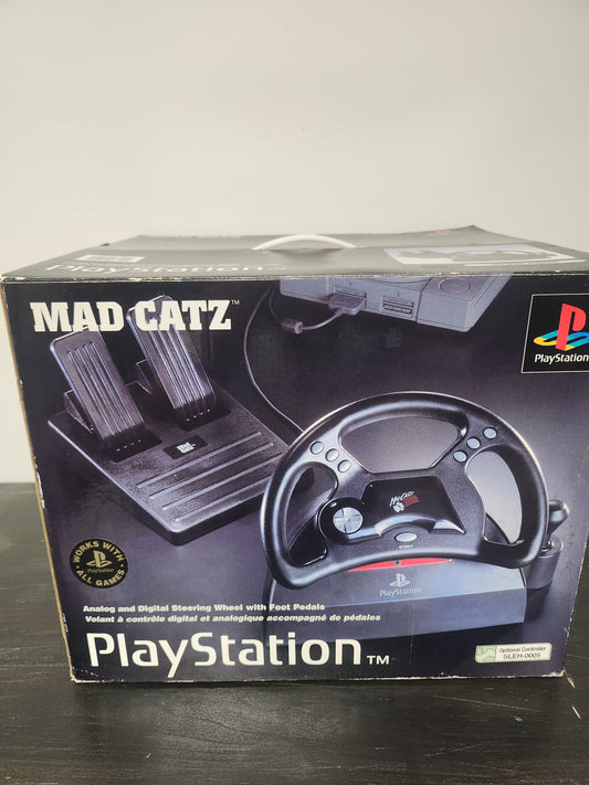 Mad Catz SLEH-0005 Steering Wheel met Pedalen Playstation 1 - Playstation 1 Accessoires