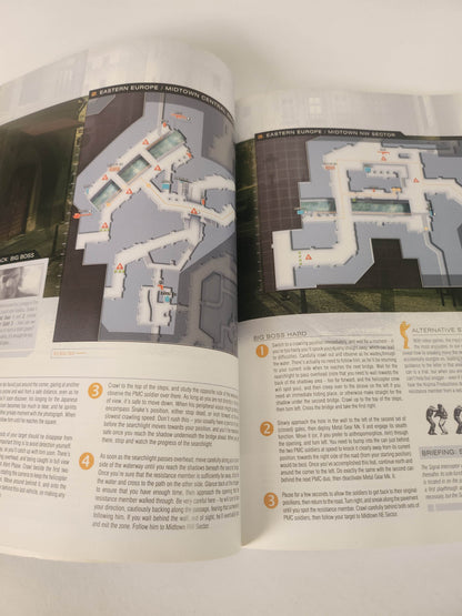 Metal Gear Solid 4 Guidebook - Feniks Gameshop