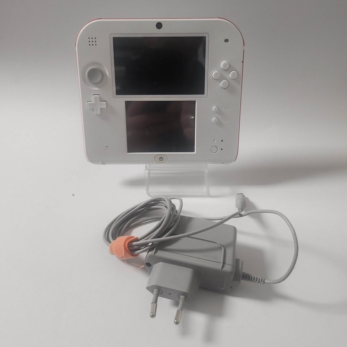 Nintendo 2DS Rood / Wit - Feniks Gameshop