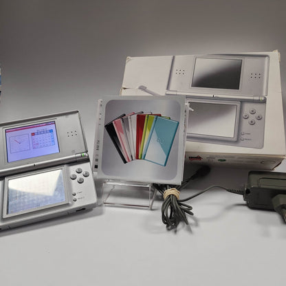Zilveren Nintendo DS lite in doos - Feniks Gameshop
