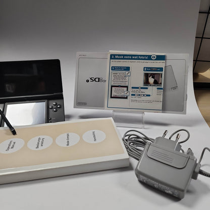 Zwarte Nintendo DSi in doos - Feniks Gameshop