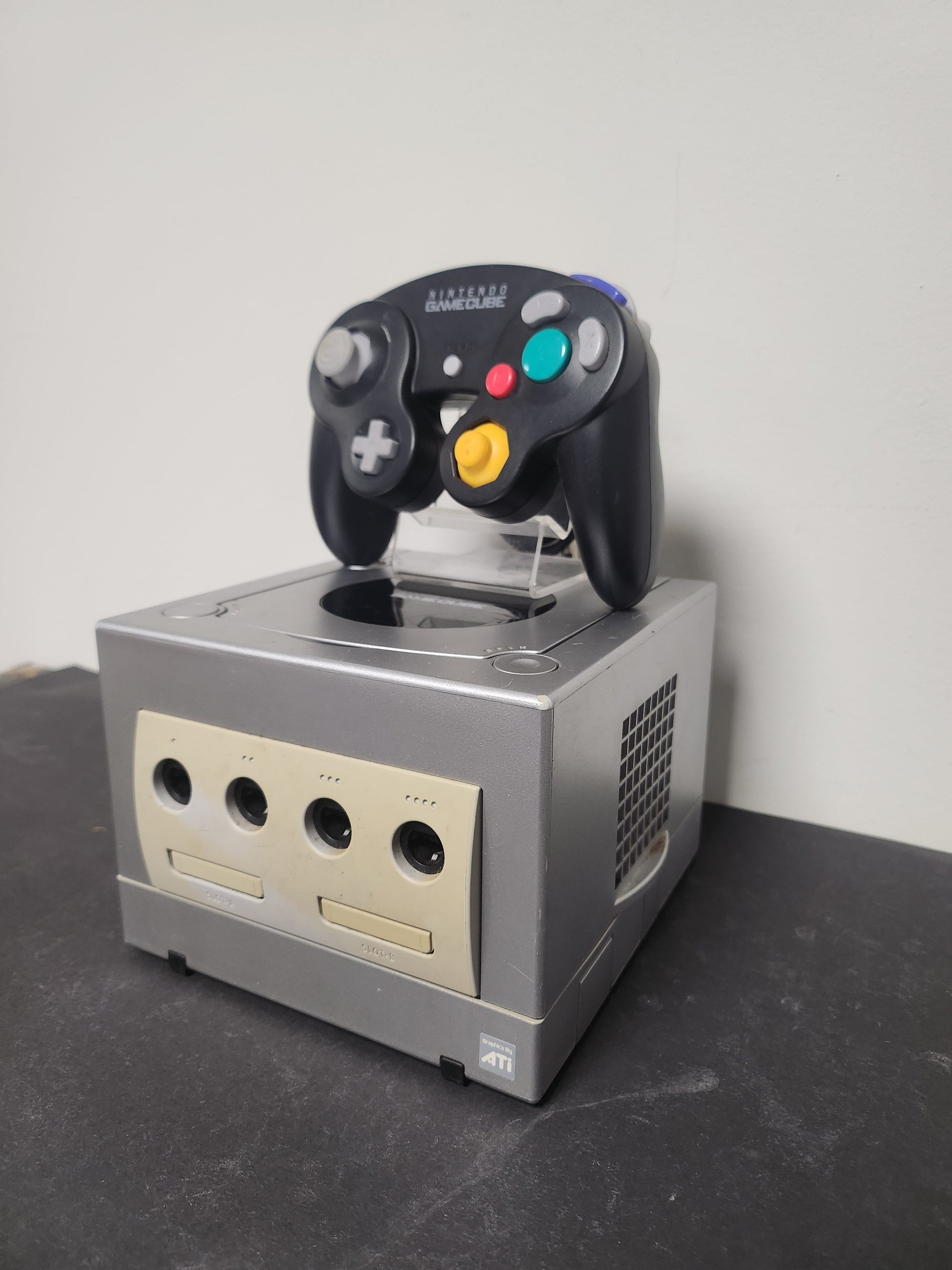 Nintendo GameCube Zilver + Originele Zwarte Controller - Nintendo Gamecube Consoles