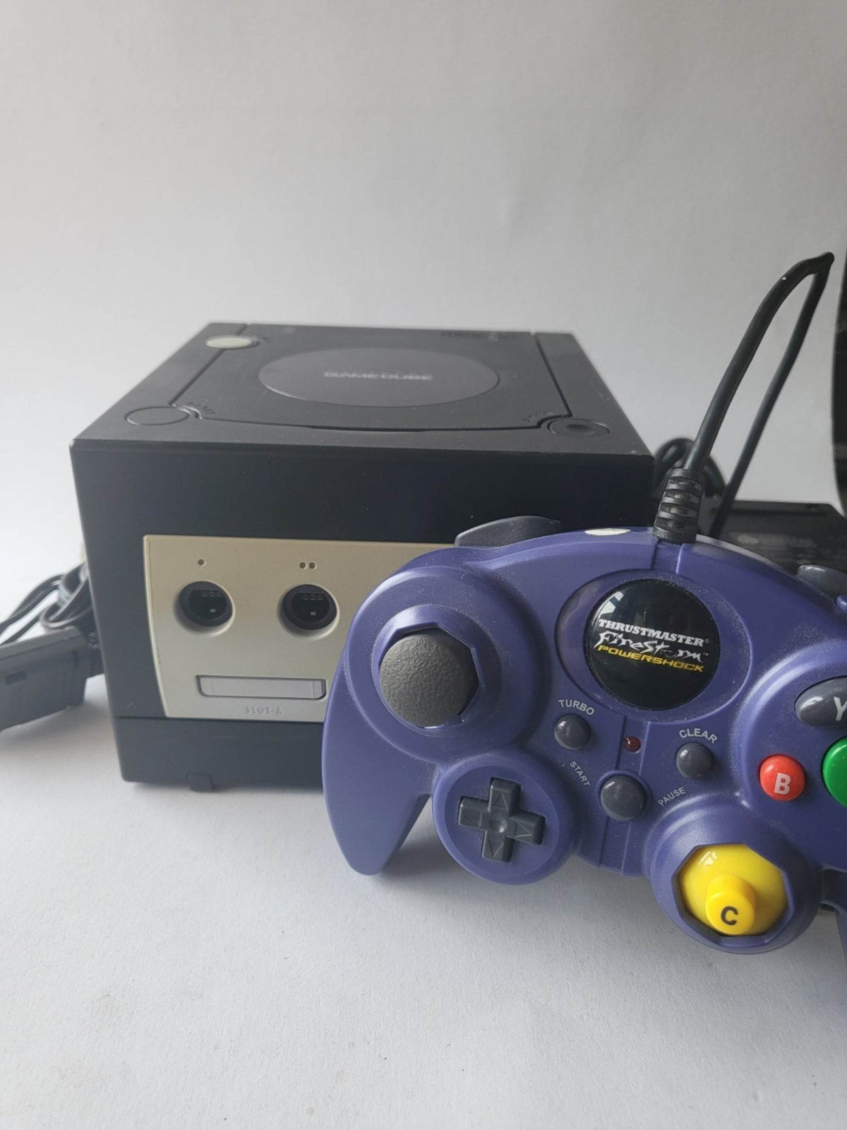 Nintendo Gamecube Zwart met 1 Paarse Thrustmaster controller en alle kabels - Feniks Gameshop